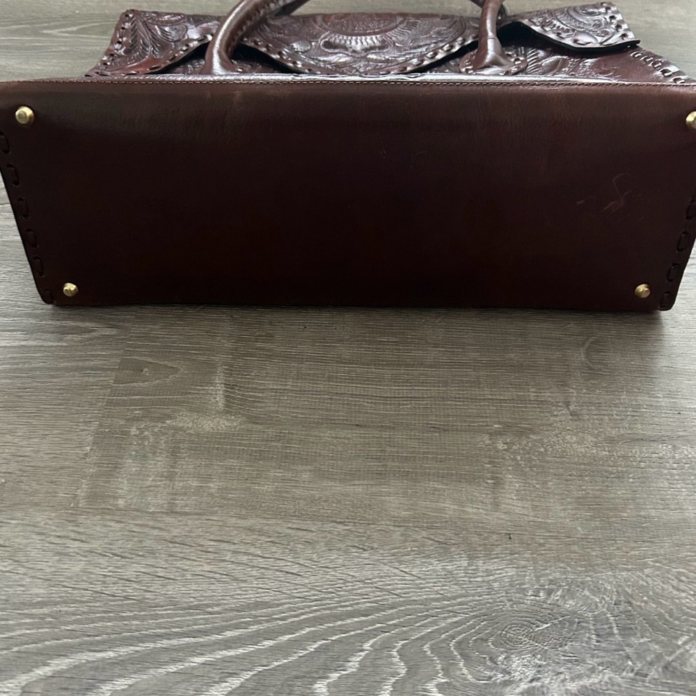 Large Top Handle Messenger Satchel Handtooled Leather Bag - Picture 8 of 12
